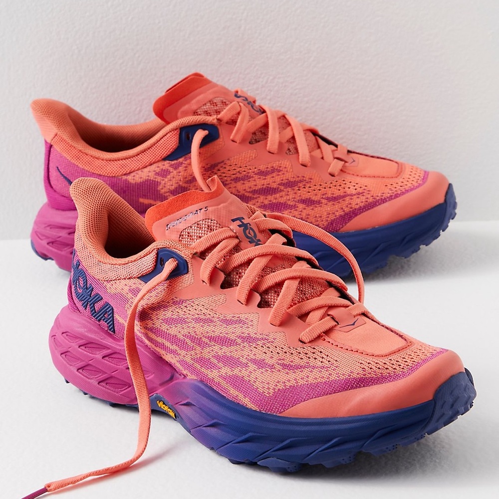 HOKA Speedgoat 5 Sneakers